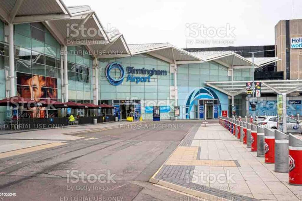 Entire Apartment / Nec / Resorts World / Birmingham Airport Sheldon  Exterior foto